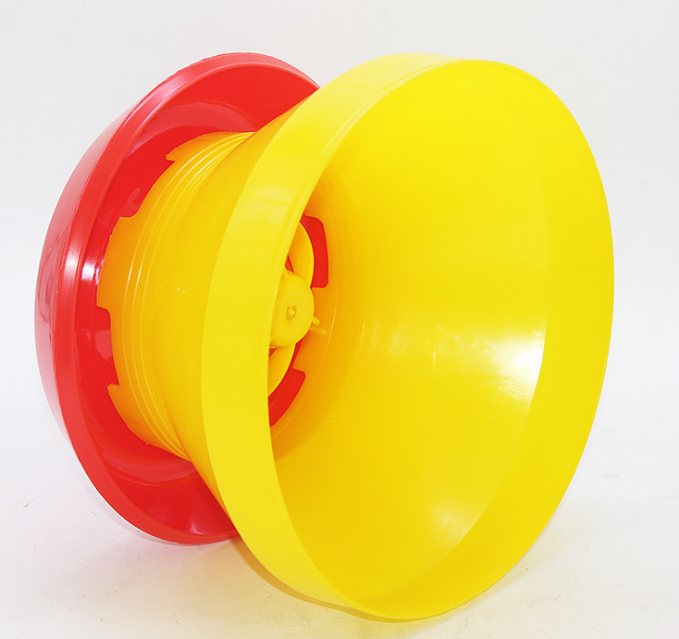 Comedouros e bebedouros automáticos de frango em PP branco 2