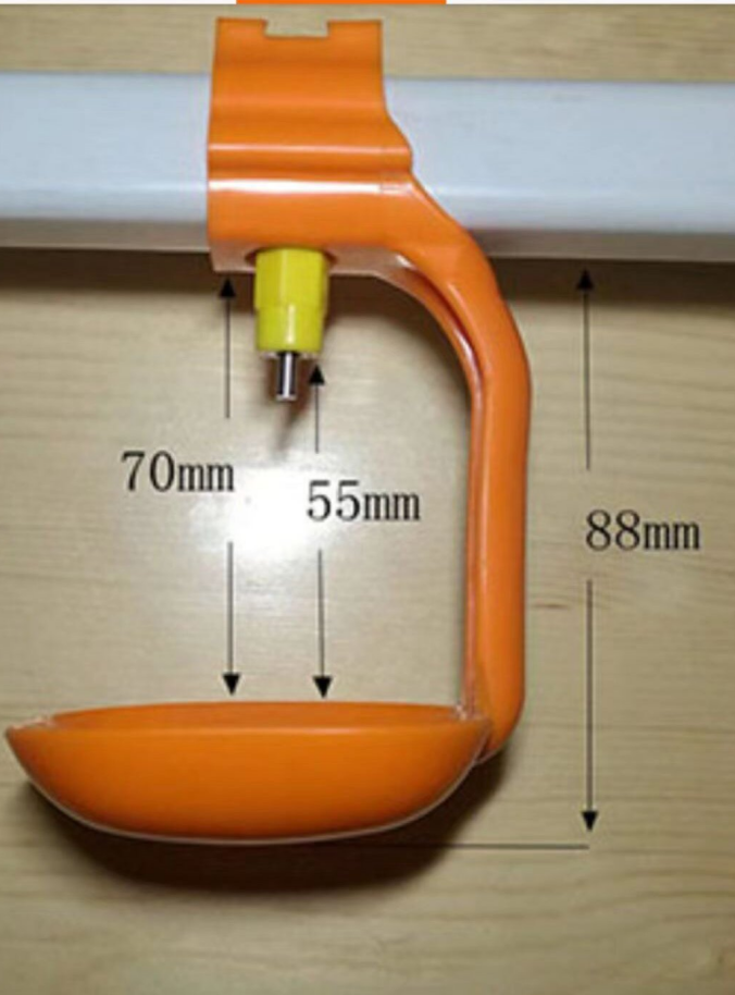 Sistema molhando rosqueado automático das aves domésticas com garantia 13 de 1 ano